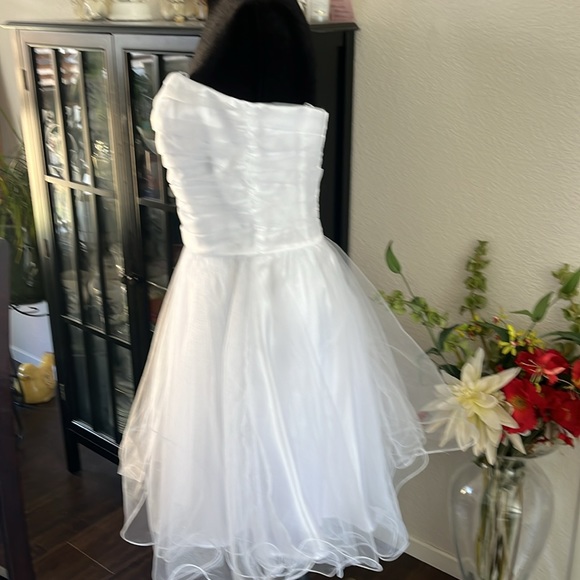 P masquerade cocktail dress great for Halloween fairytale costume or dance - Picture 4 of 6